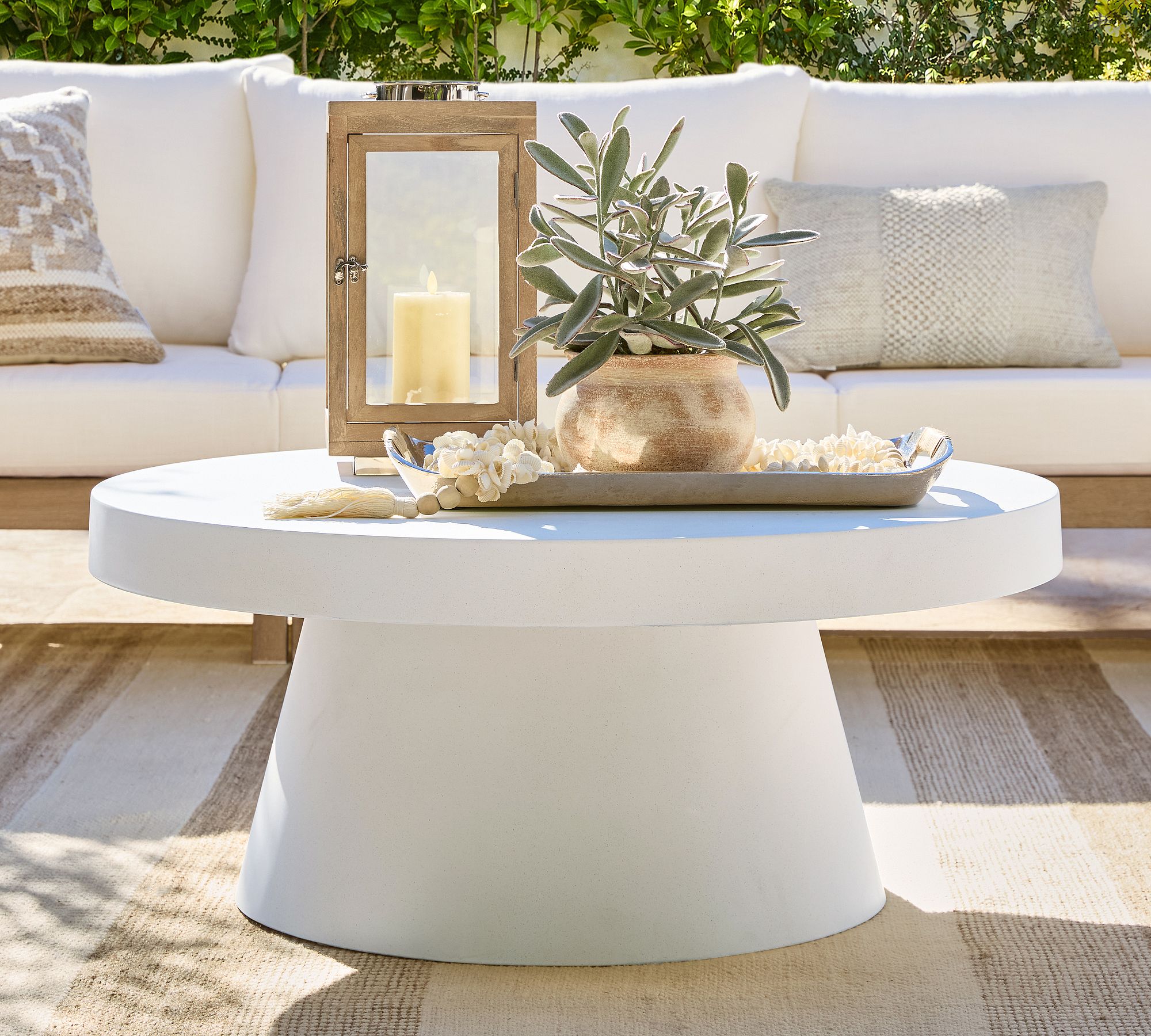 Pomona Concrete Round Outdoor Coffee Table
