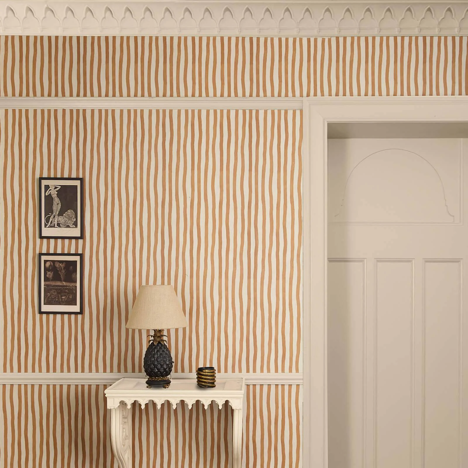 ARTIST'S STRIPE Wallpaper