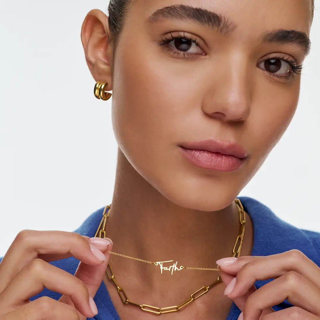 Belle Custom Name Necklace - Gold Plated