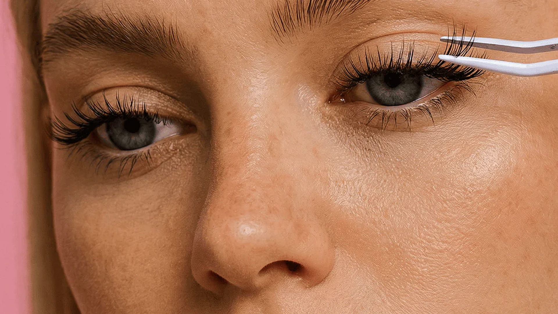 Girl Got Lashes Review
